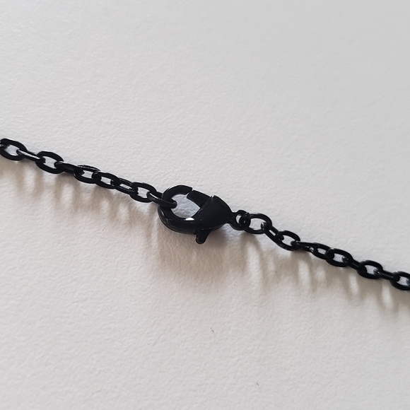 NWOT Black Chain Necklace With Two Charm Pendants - Picture 5 of 6